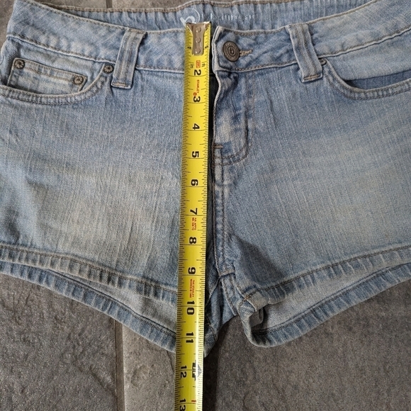 B by Bullhead shorts junior size 11 short shorts light blue denim - Picture 8 of 8